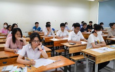 Bổ sung thêm hơn 3.000 chỉ tiêu, tuyển sinh lớp 10 Hà Nội có bớt nóng?