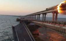 Giới quan sát: Nga đã ít dùng cầu Crimea, Ukraine cũng nên chuyển hướng