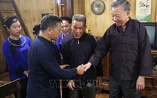 Chủ tịch nước Tô Lâm tiếp nhân dân xóm Pác Bó, Cao Bằng