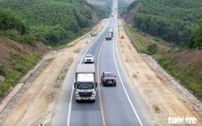 Trình Thủ tướng dự án mở rộng cao tốc Cam Lộ - La Sơn lên 4 làn xe
