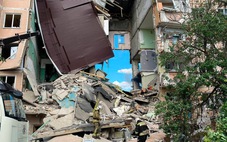 Nga tố Ukraine pháo kích tòa nhà cư dân ở biên giới, 5 người chết