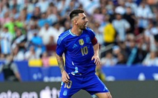Video: Messi được thủ môn Guatemala 'tặng' bàn thắng dễ nhất sự nghiệp