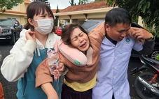 Nhiều người Đà Lạt khóc nghẹn tiễn 3 cháu bé chết thương tâm trong vụ cháy nhà tạm