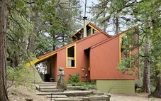 Khám phá ngôi nhà trong rừng với kiến trúc ấn tượng