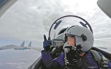 Mỹ lo sốt vó khi Trung Quốc chiêu mộ phi công quân sự phương Tây
