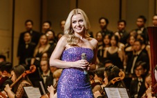 Siêu sao nhạc cổ điển thế giới Katherine Jenkins diễn mừng kỷ niệm một năm nhà hát Hồ Gươm