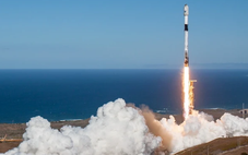 SpaceX được phóng tên lửa Falcon 9 trở lại