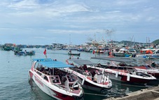 Cảng An Thới ở Phú Quốc mở cửa lại cho tàu neo đậu tránh sóng, đón khách du lịch