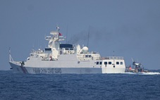 Philippines tố Trung Quốc đưa tàu hải cảnh lớn nhất vào vùng đặc quyền kinh tế của Manila