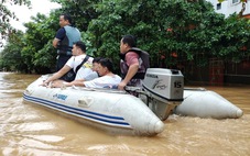 Thành phố Yên Bái vẫn chìm trong biển nước, gần 8.000 ngôi nhà bị ngập