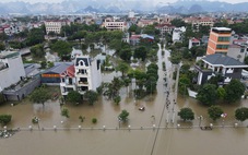 Hà Nam, Ninh Bình di dời hàng ngàn hộ dân do nước lũ dâng cao