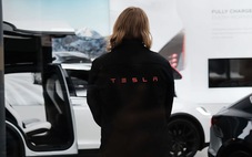 Nhân viên nghỉ ốm quá nhiều, lãnh đạo Tesla... gõ cửa từng nhà điều tra sự thực