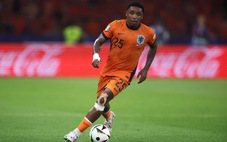 Steven Bergwijn đáp trả khi bị HLV Koeman ‘cấm’ lên tuyển Hà Lan