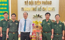 Phó bí thư Thường trực Thành ủy TP.HCM thăm, chúc Tết lực lượng vũ trang