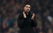 HLV Arteta ghen tị với chiều sâu đội hình của Liverpool