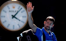 Djokovic bị khán giả Úc dè bỉu nhưng sếp giải Úc mở rộng lại muốn dựng tượng anh