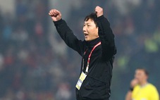 HLV Kim Sang Sik chứng minh V-League vẫn còn người tài