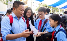 2.200 học sinh tranh tài 'giải toán trên máy tính cầm tay': đi thi như đi hội