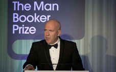 ​Nhà văn Úc đoạt giải thưởng Man Booker