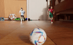 Video: Messi, Ronaldo và Mbappe trong 'Câu chuyện đồ chơi' về World Cup 2022