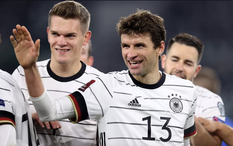 Trung vệ Adriano Schmidt: 'Đức sẽ thắng Nhật Bản dù không dễ dàng'