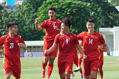 U19 Việt Nam - U19 Philippines 4-1: Tạo đà hưng phấn