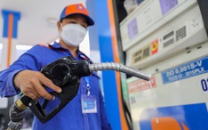 Giá xăng E10 giảm về mức 20.750 đồng/lít
