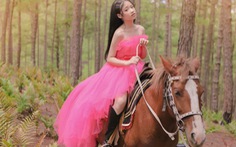 Hoãn sô vì Covid-19, NTK Nguyễn Minh Công mời mẫu nhí Bảo Hà hóa thân thành công chúa