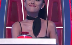 Ariana Grande và những khoảnh khắc 'tấu hài' tại The Voice - Mỹ