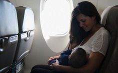 7 cách để giữ em bé ngoan ngoãn trên máy bay