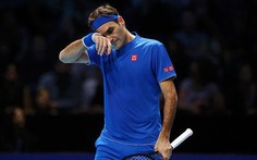 Thua trận mở màn ATP Finals, Federer 'giận dữ' với trọng tài