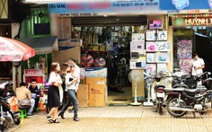 Thị trường hàng điện máy: Chạy đua giành khách  dịp cuối năm