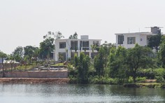 Đất rừng Sóc Sơn: "Cán bộ bị xử lý, công trình còn nguyên"