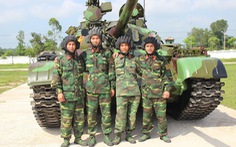 Lính xe tăng ở tây Nghệ An