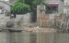 Thanh Hóa: Hành lang đê biển bị lấn, chính quyền than chặn không xuể