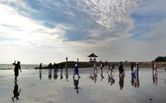 Đảo Bali đánh thuế du khách để bảo vệ môi trường