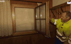 Tuyết rơi dày đặc ở châu Âu gây nhiều thiệt hại