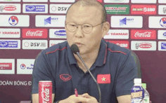 Video: HLV Park Hang Seo và HLV Akira Nishino nói gì trước trận đấu Việt Nam - Thái Lan ?