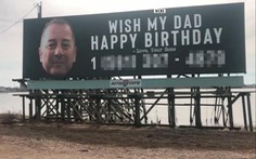 Chúc mừng sinh nhật cha bằng biển quảng cáo to tướng