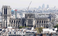 Tranh luận 'nảy lửa' thời gian tái thiết nhà thờ Đức Bà Paris