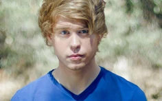 'Ngôi sao Youtube' bị phạt 10 năm tù vì xúi trẻ gửi video khiêu dâm