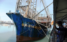 Ngư dân liên tục bị  tàu Trung Quốc quấy phá
