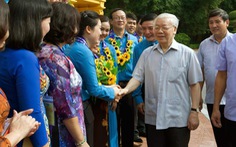 Tổng bí thư, Chủ tịch nước Nguyễn Phú Trọng gặp gỡ 100 cán bộ công đoàn tiêu biểu