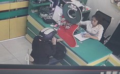 Mạo danh cán bộ Sở Y tế TP.HCM thu tiền phun thuốc xịt muỗi