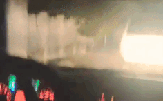 Video: Xe chở gỗ lậu bỏ chạy, CSGT truy đuổi như phim