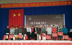 Blue Sea Group trao quà Tết cho các hộ nghèo huyện Xuyên Mộc