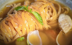 Trải nghiệm ẩm thực đẳng cấp 5 sao của quán quân chinh phục đầu bếp Michelin