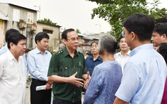 Bí thư Thành ủy Nguyễn Văn Nên đi khảo sát dự án chống ngập