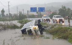 Bão số 12 đổ bộ: Cứu được dân, giảm thiệt hại