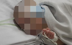Bé sơ sinh bị bỏ rơi, bệnh viện thuyết phục cha mẹ nhận con trong vô vọng